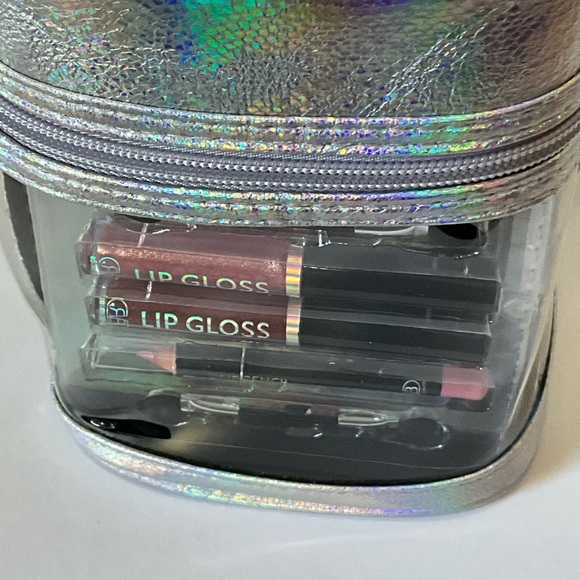 Rockin Beauty Box 24 pc  Professional Series Makeup Set - Picture 9 of 12